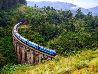 Photo of a train in Sri Lanka